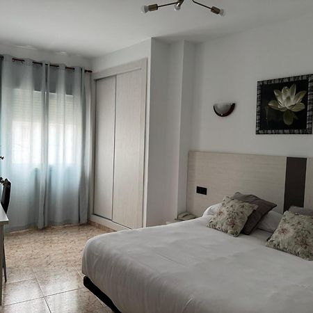 Hotel Ciudad Pozo Alcón エクステリア 写真